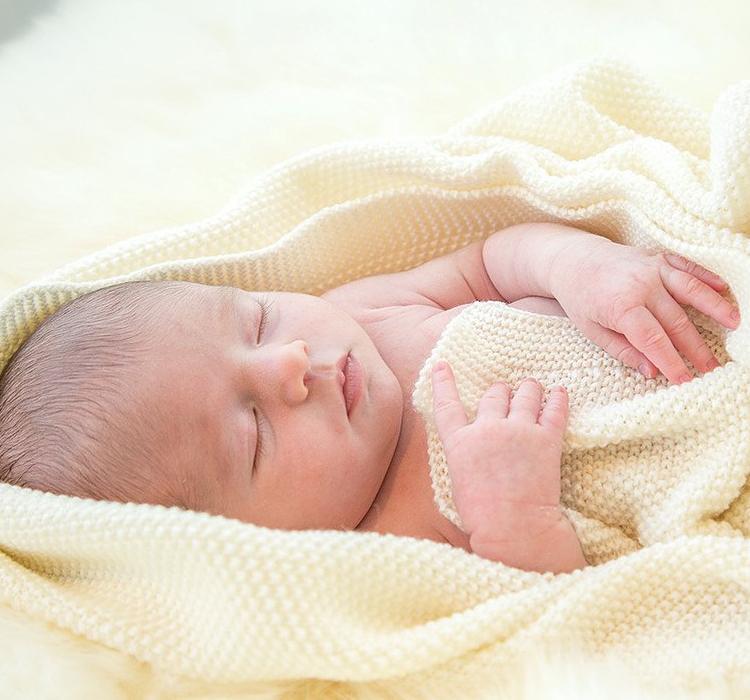 Natural Moss Stitch Blanket - Lou & Olly Limited